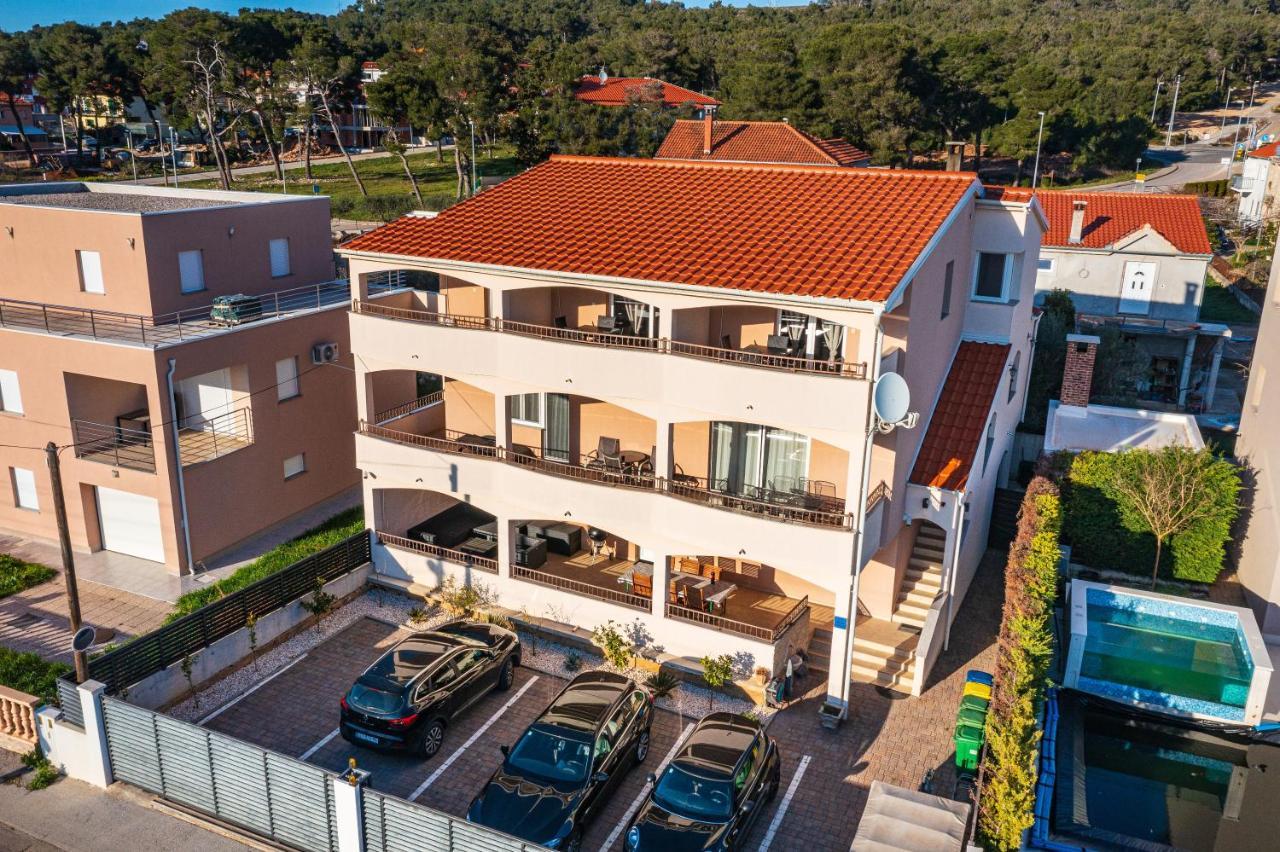 Poseidon Apartmani Bibinje Exterior foto