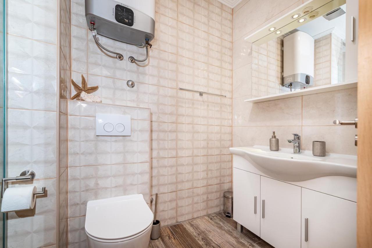 Poseidon Apartmani Bibinje Exterior foto